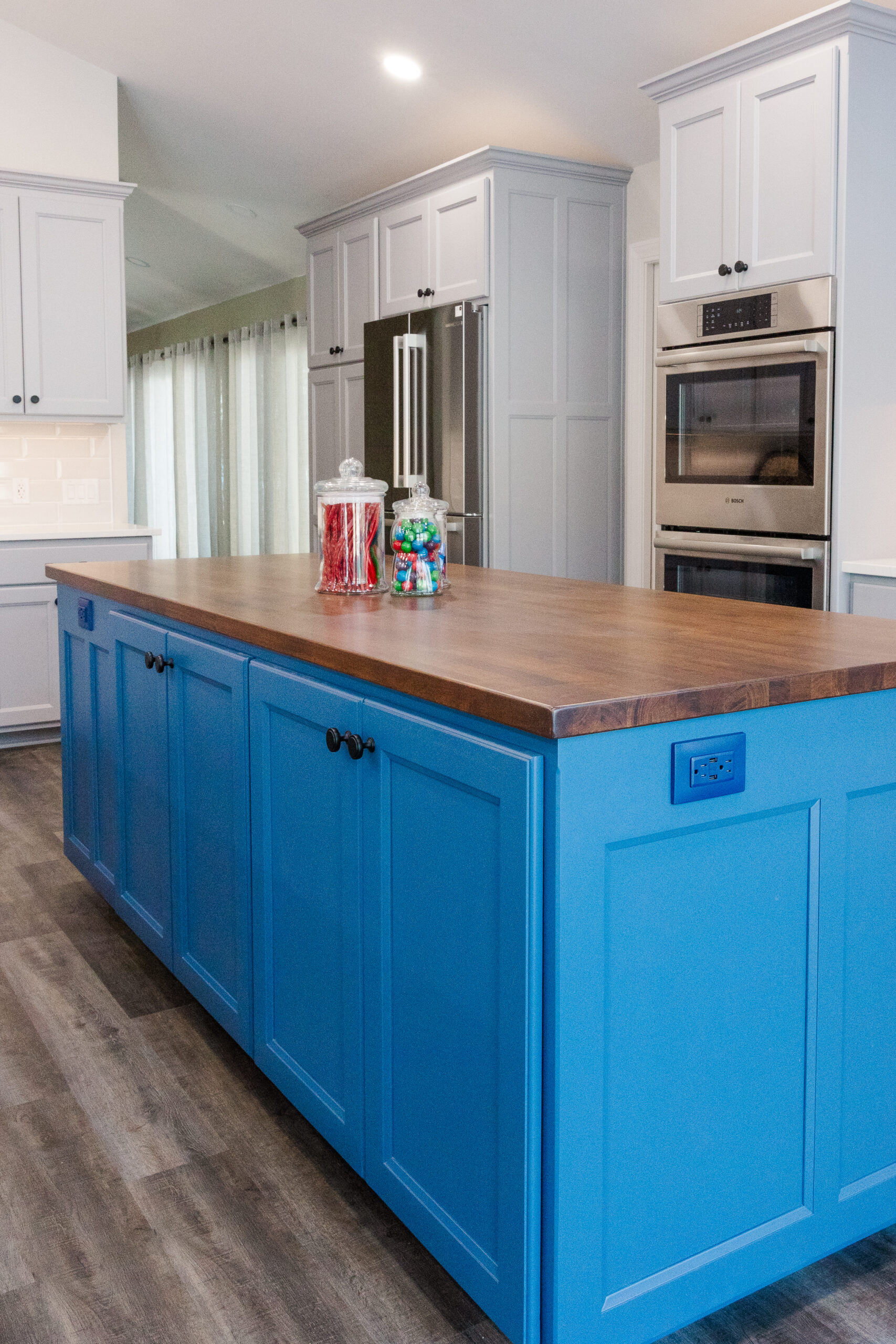 Classic Touches With Modern Comfort Kitchen Remodel by Van Cleave Construction, Remodeling, & Design project photo 2