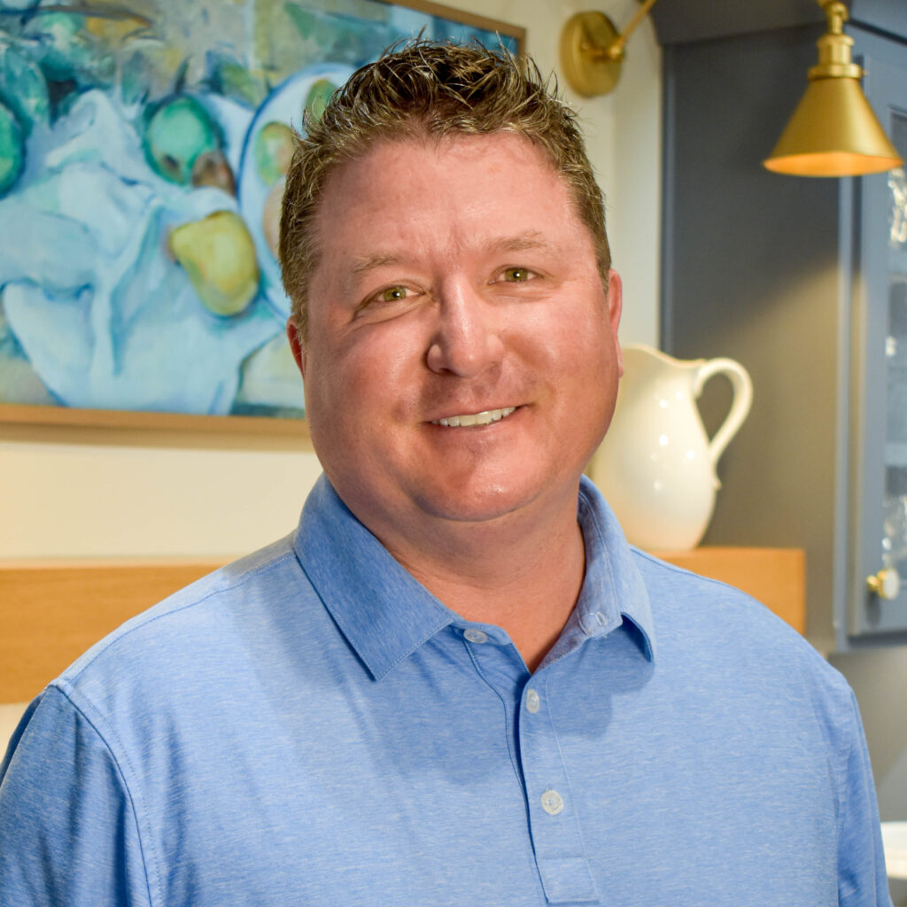 Erich Van Cleave, Owner